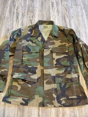 VTG US Military Woodland Camo BDU Combat Jacket Medium X-Short Field Coat0